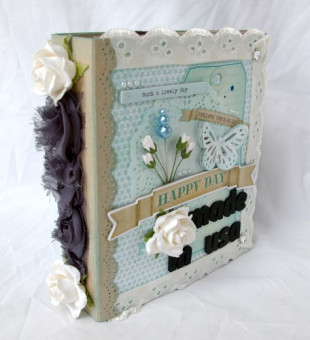 Mini-album "Happy Day"